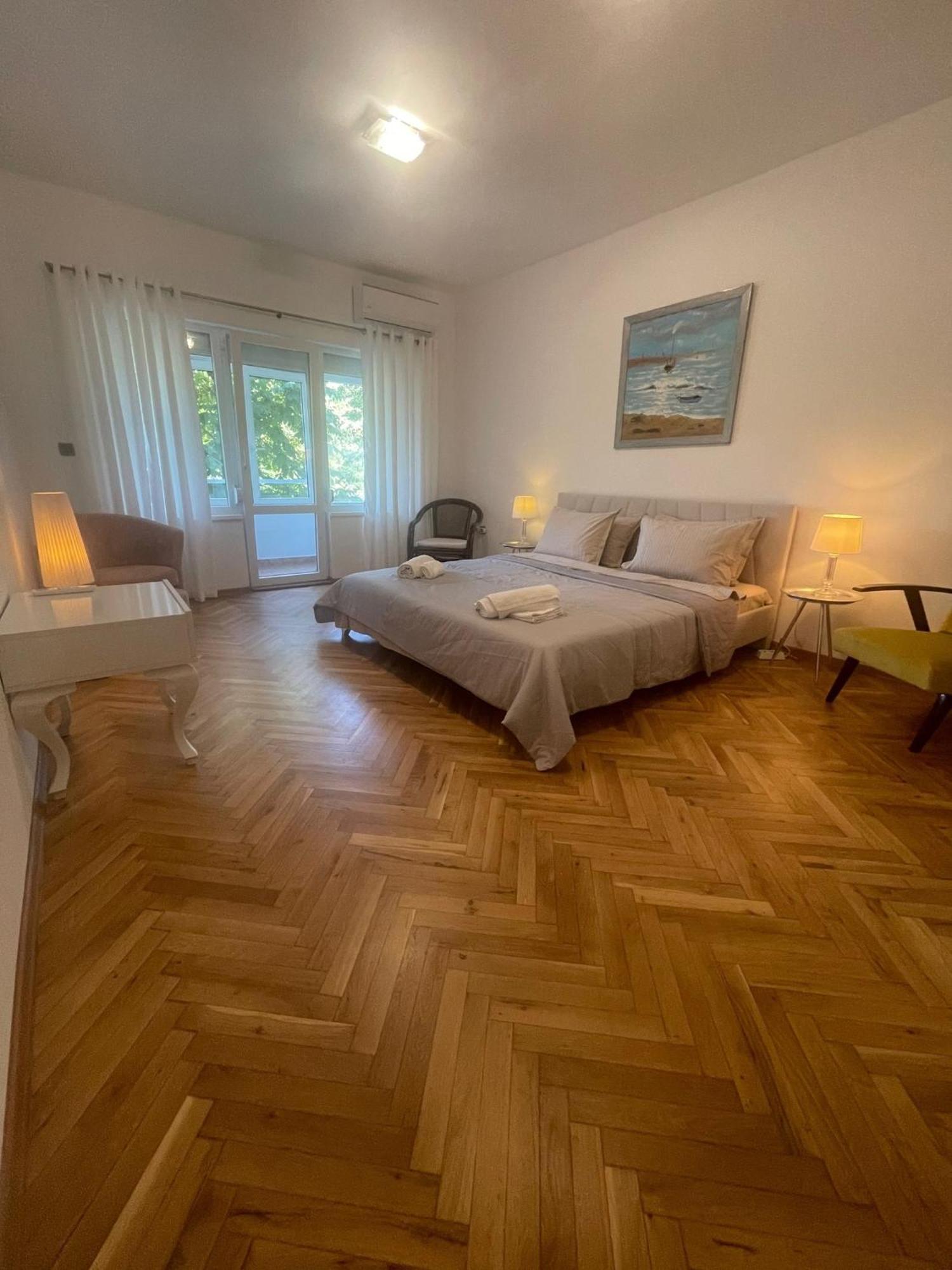 Varna City Park Apartament Exterior photo